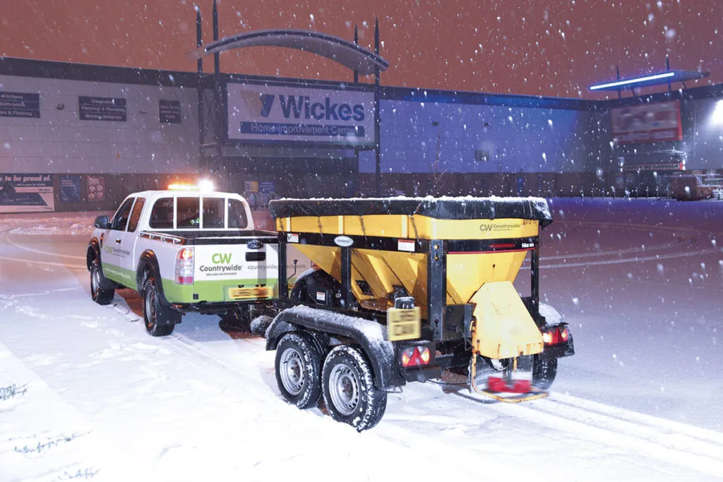 countrywide car park grit spreading